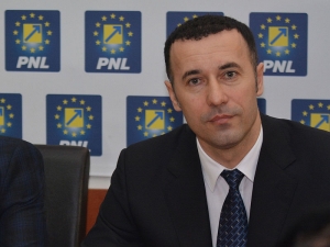 Iulian Dumitrescu - Candidatul PNL Prahova la sefia CJP