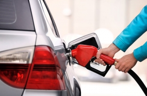 Cu benzina tot mai scumpa, e bine sa stii sa reduci consumul de carburanti, nu?