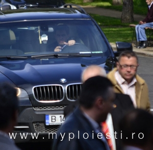 Daniel Niculae, presedintele UNPR Prahova, si-a cumparat un BMW X5 - FOTO