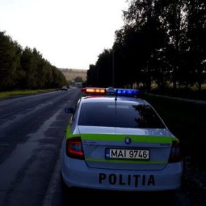 Ploiestean gasit mort în masina, cu venele taiate.